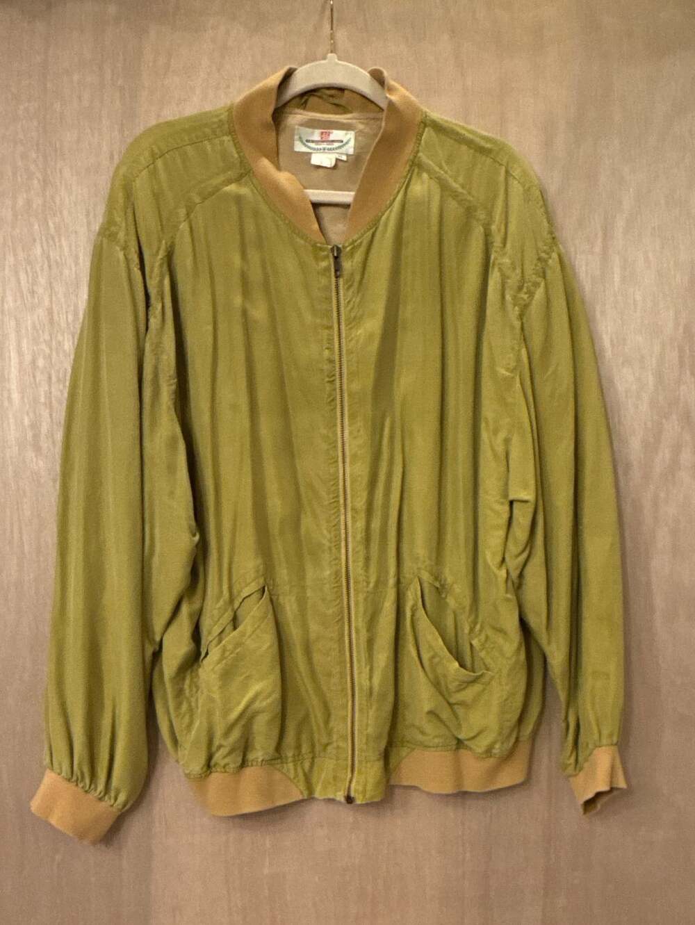 Vintage The Perfection Of Luxury 100% Silk Green Bomber Jacket XL